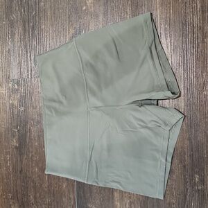 Lululemon Align 4" shorts